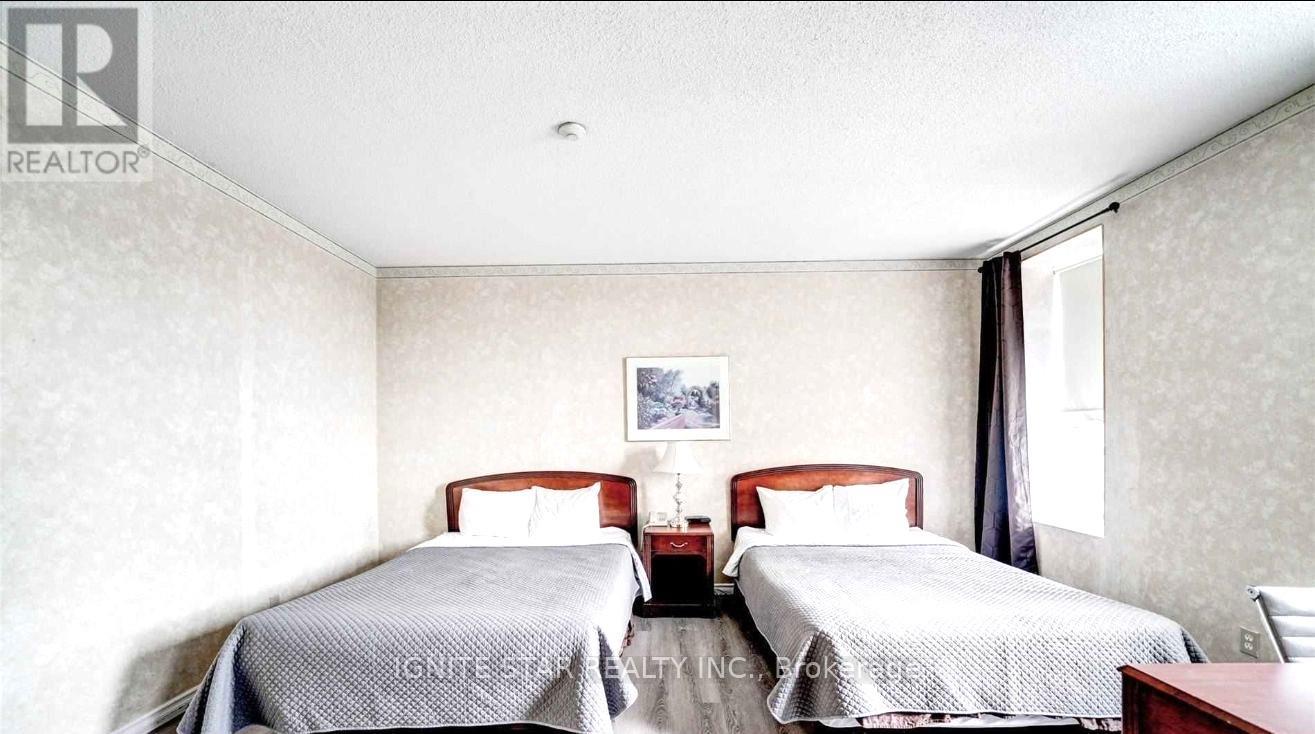 106 Carden Street, Guelph, Ontario N1H 3A3 - Photo 25 - X12520230