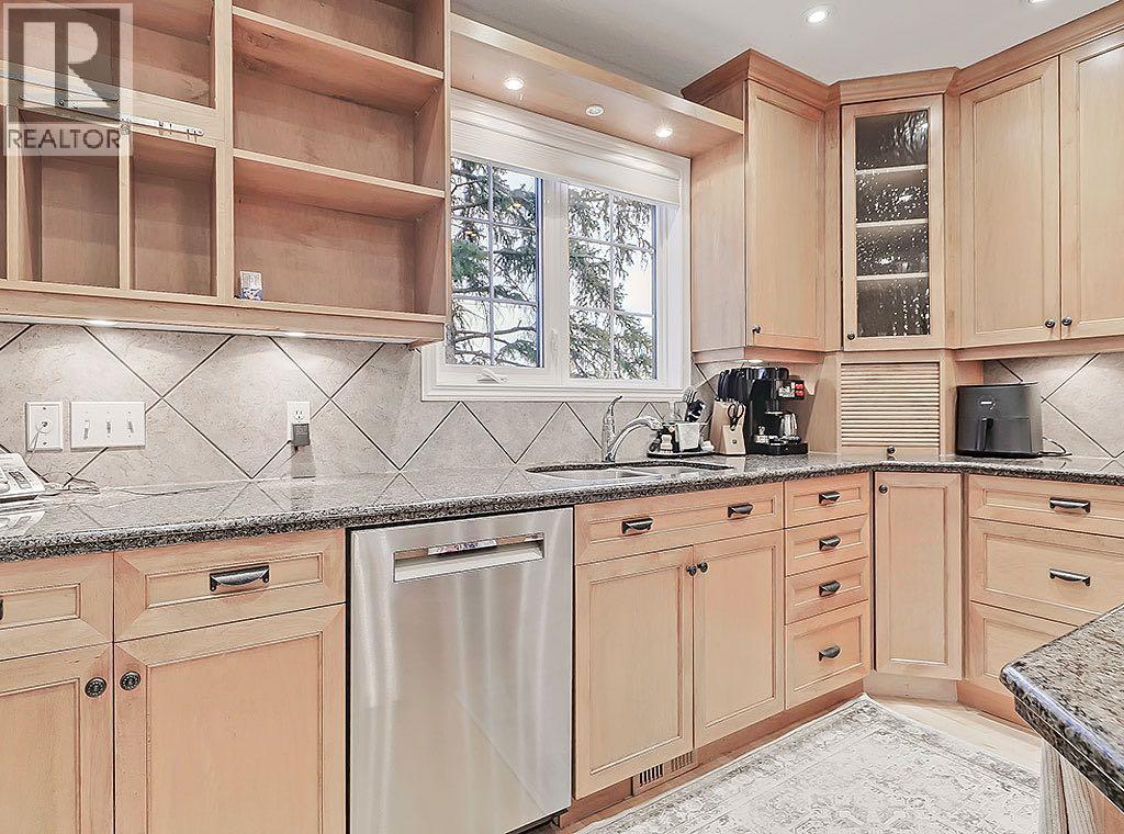 2540 32 Avenue Sw, Calgary, Alberta  T3E 0V7 - Photo 19 - A2265871