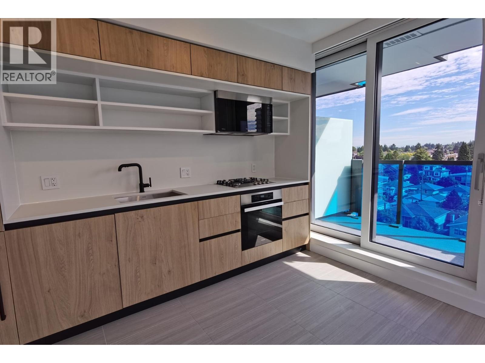 806 5058 Joyce Street, Vancouver, British Columbia V5R 0J9 - Photo 4 - R3064440