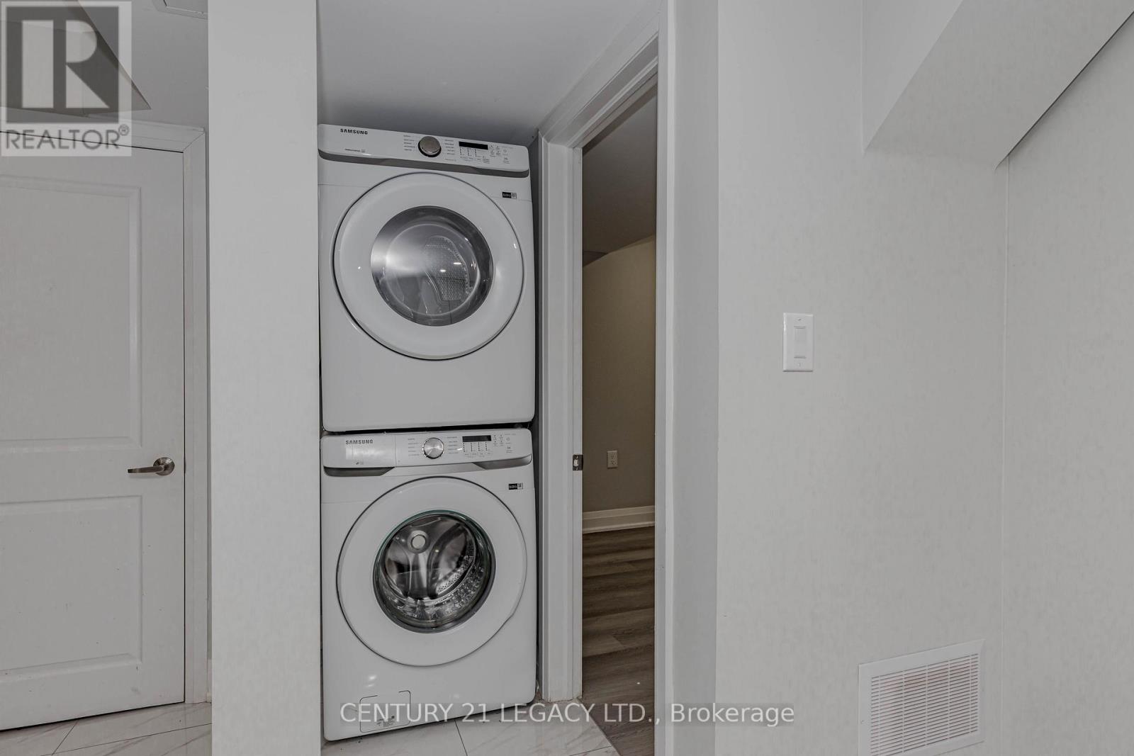 73 Brushwood Drive, Brampton, Ontario  L6Y 6J4 - Photo 40 - W12498524