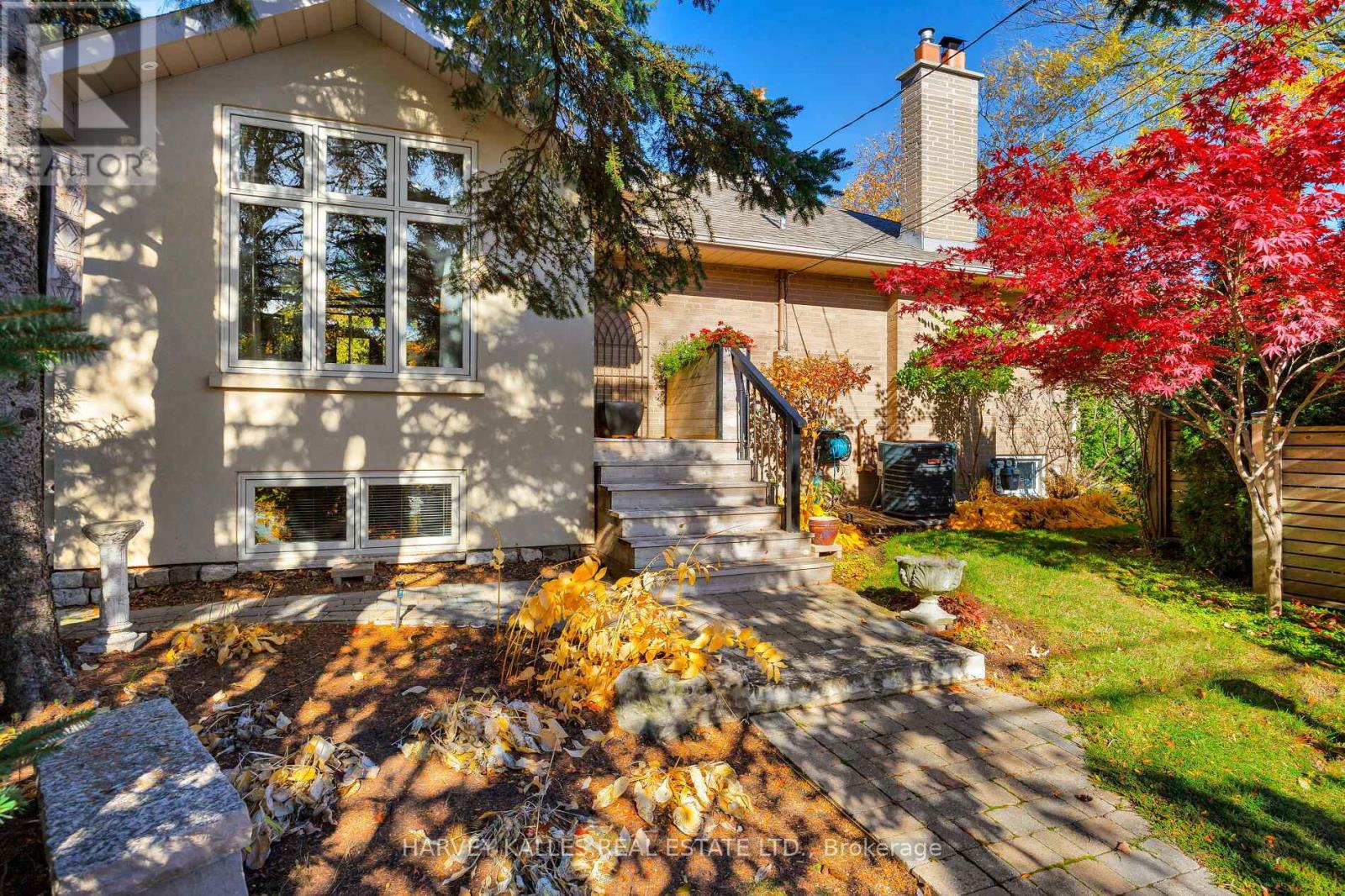 24 Cedarland Drive, Toronto, Ontario M9A 2K2 - Photo 13 - W12512890