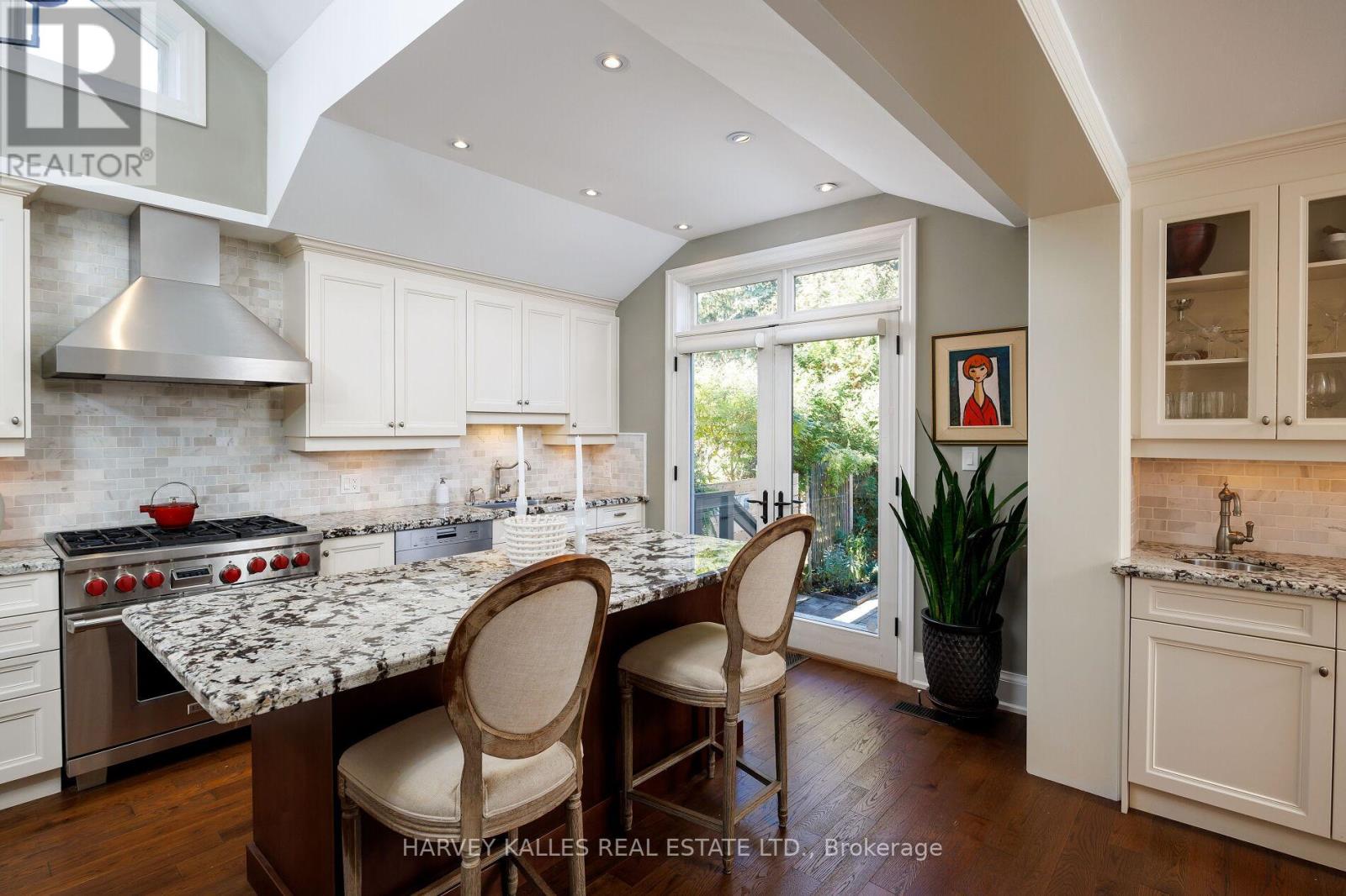 24 Cedarland Drive, Toronto, Ontario M9A 2K2 - Photo 20 - W12512890