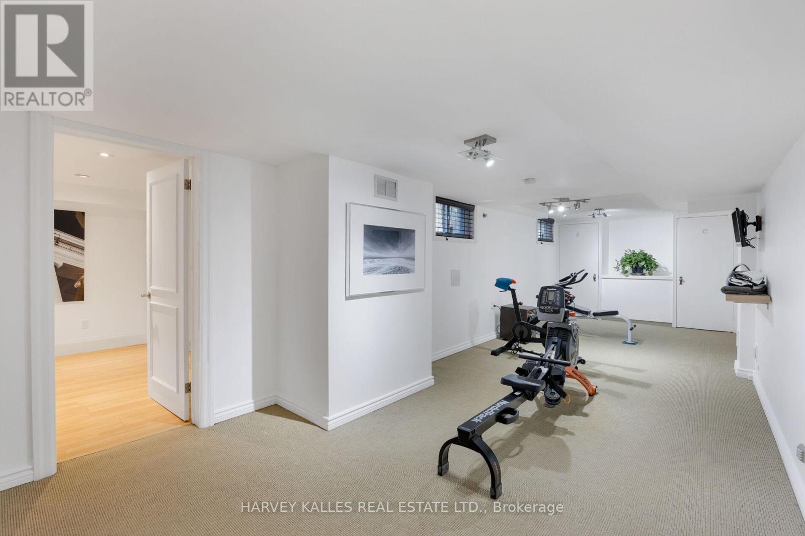 24 Cedarland Drive, Toronto, Ontario M9A 2K2 - Photo 37 - W12512890