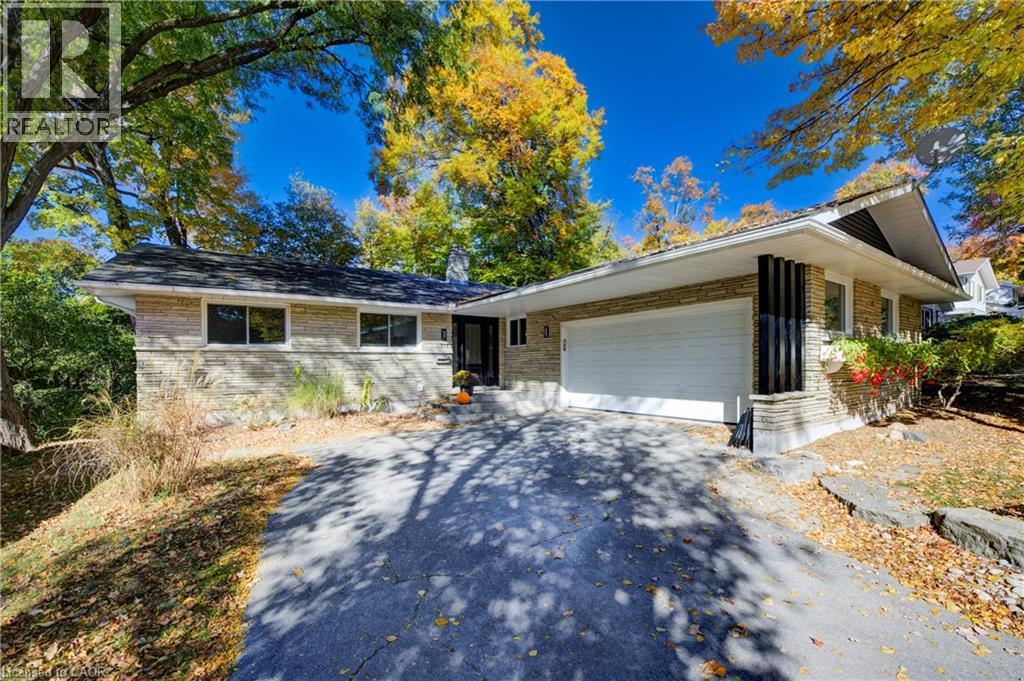 279 Ferndale Place, Waterloo, Ontario  N2J 3X8 - Photo 2 - 40771617