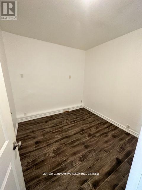 29 Eldon Avenue, Toronto, Ontario  M4C 5G2 - Photo 6 - E12520268