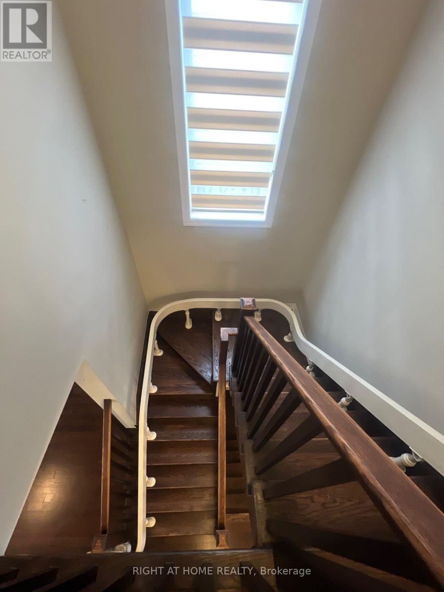 49 Averill Road, Brampton, Ontario  L7A 5A7 - Photo 6 - W12470434