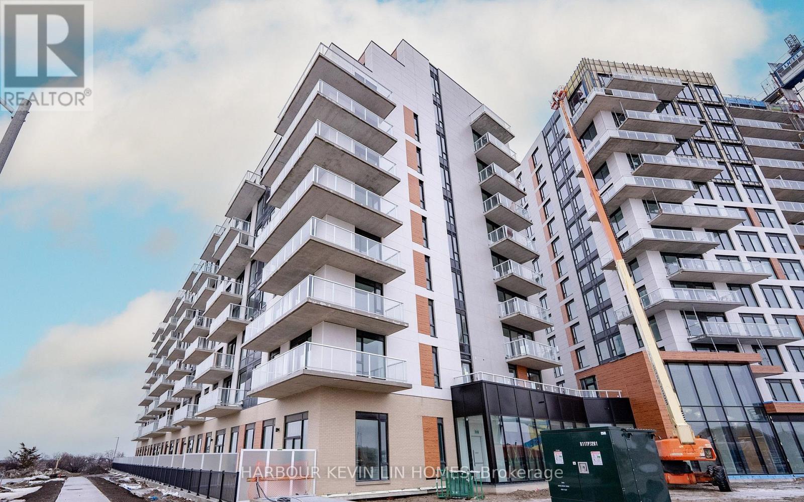 409 - 6 DAVID EYER ROAD, Richmond Hill, Ontario