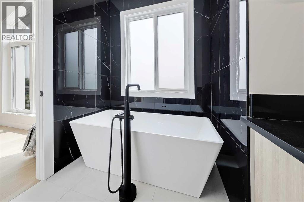 6416 34 Avenue Nw, Calgary, Alberta  T3B 1N1 - Photo 21 - A2249562