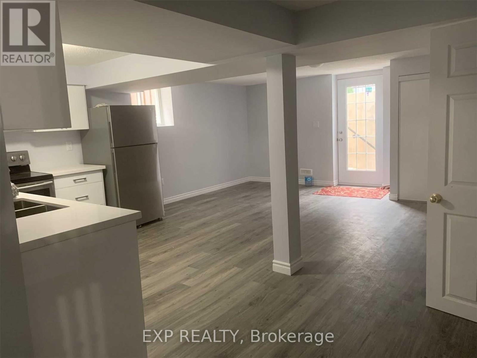 Bsmt - 2054 Kingsridge Drive, Oakville, Ontario  L6M 4Y8 - Photo 2 - W12520264