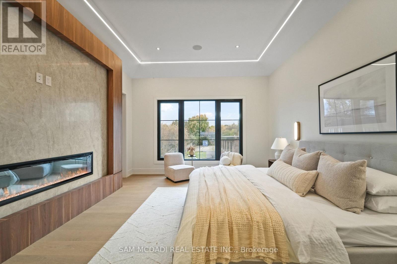 152 Third Line, Oakville, Ontario  L6L 3Z8 - Photo 19 - W12520272