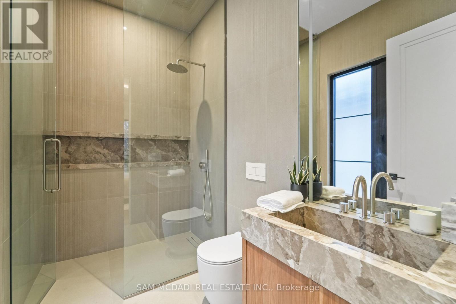 152 Third Line, Oakville, Ontario  L6L 3Z8 - Photo 27 - W12520272