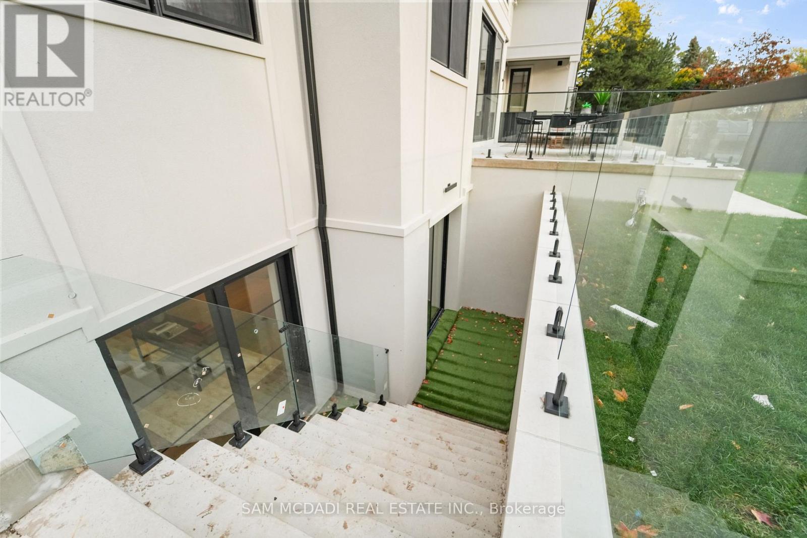 152 Third Line, Oakville, Ontario  L6L 3Z8 - Photo 42 - W12520272