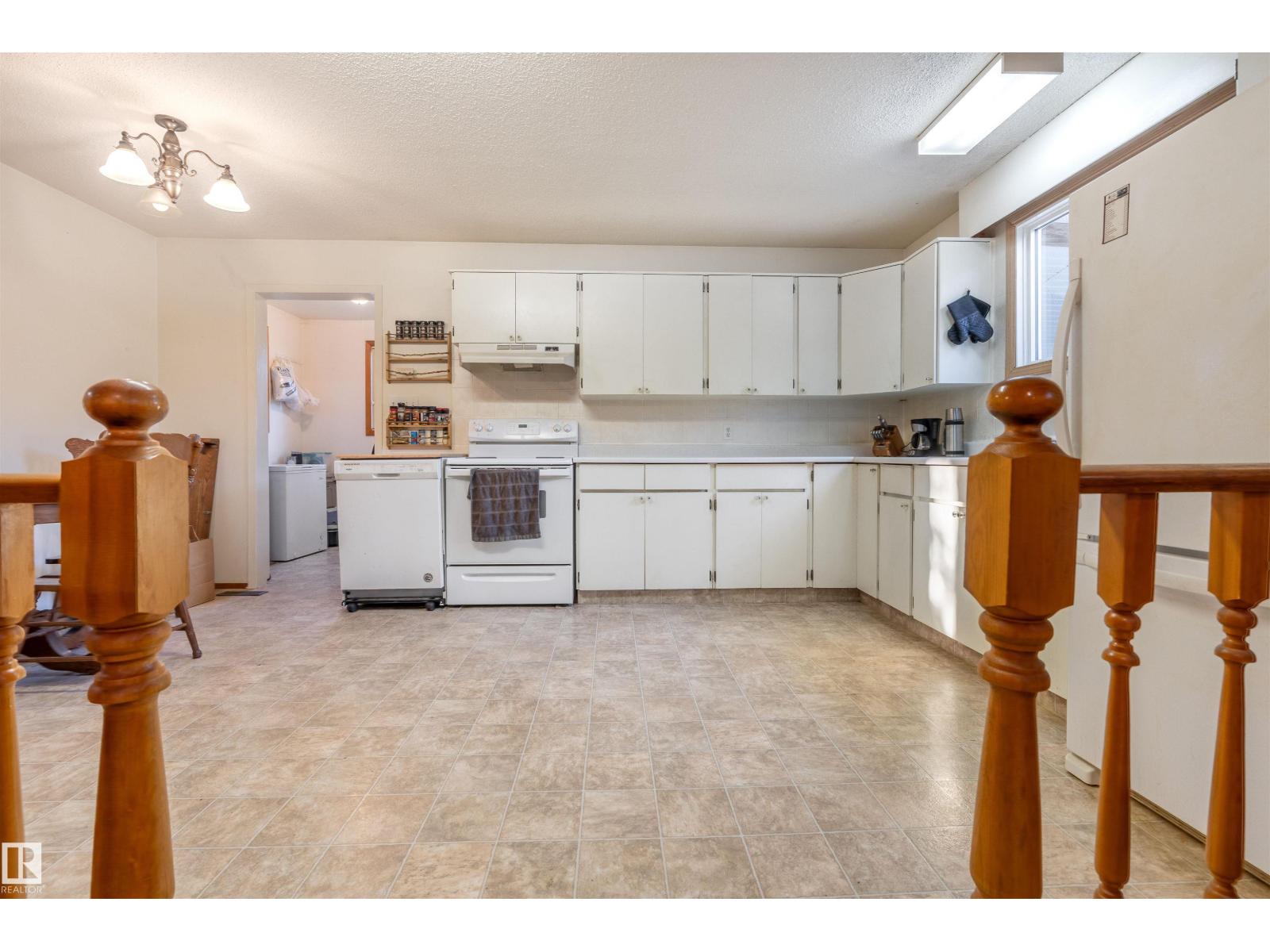 62 Buskmose Dr, Rural Wetaskiwin County, Alberta  T0C 2V0 - Photo 10 - E4465039