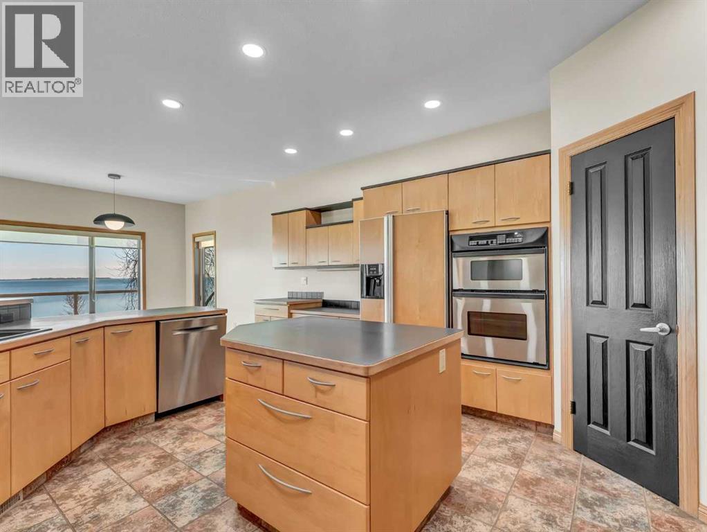 15 White Pelican Way, Lake Newell Resort, Alberta  T1R 0X5 - Photo 13 - A2268744