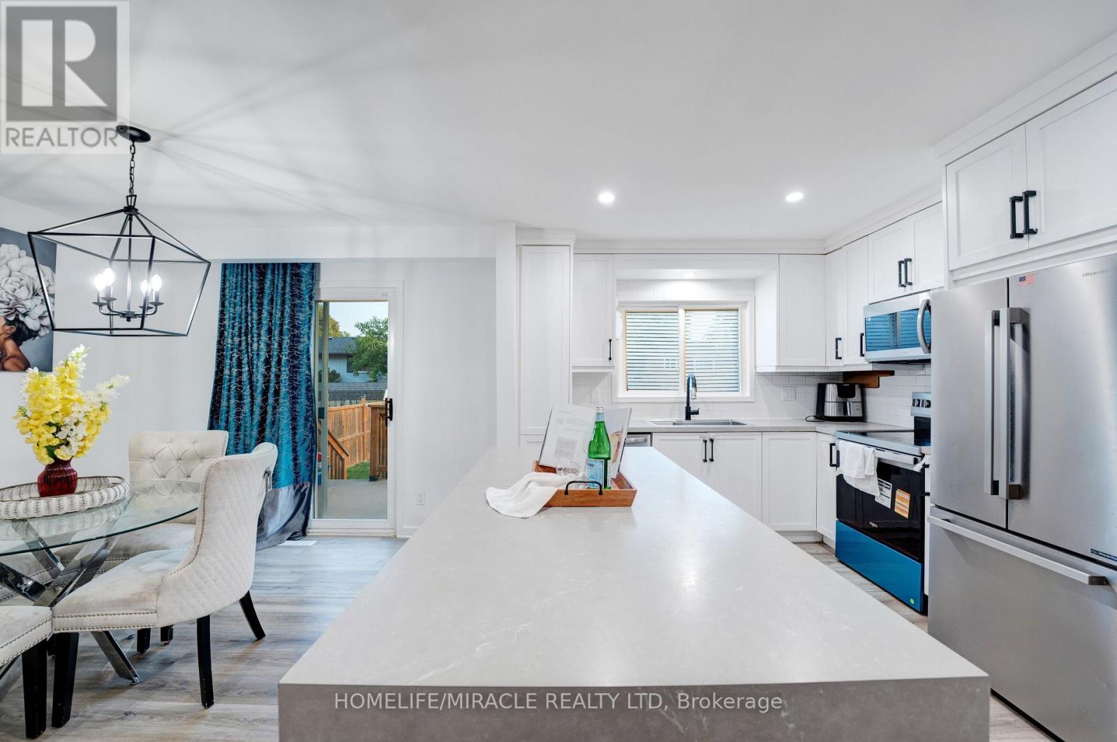 7250 Maywood Street, Niagara Falls, Ontario  L2E 5P5 - Photo 12 - X12520256