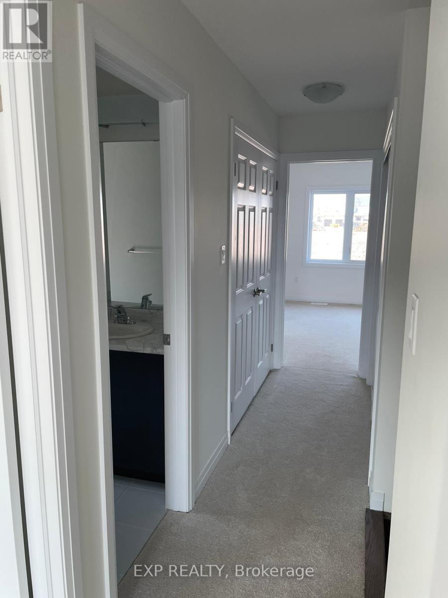 148 Port Crescent, Welland, Ontario  L3B 5K5 - Photo 9 - X12520266