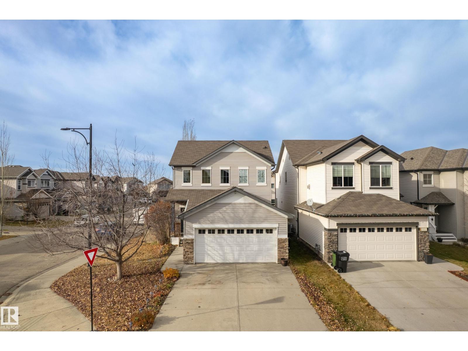 1756 63 St Sw, Edmonton, Alberta  T6X 0S1 - Photo 2 - E4465041