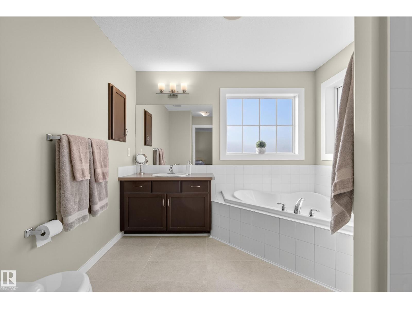 1756 63 St Sw, Edmonton, Alberta  T6X 0S1 - Photo 26 - E4465041