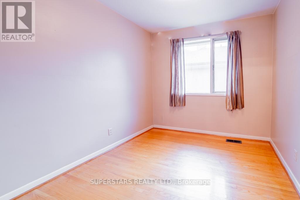 76 Pintail Crescent, Toronto, Ontario  M3A 2Y7 - Photo 9 - C12520286