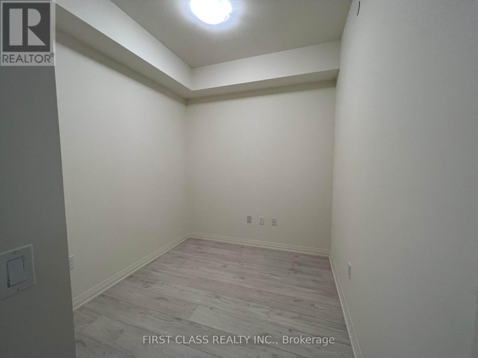 2420 - 9000 Jane Street, Vaughan, Ontario L4K 0M6 - Photo 14 - N12520280