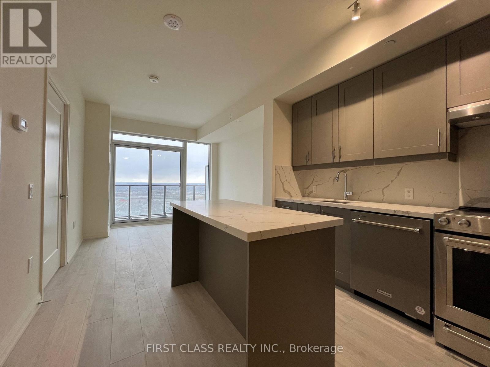 2420 - 9000 Jane Street, Vaughan, Ontario L4K 0M6 - Photo 7 - N12520280