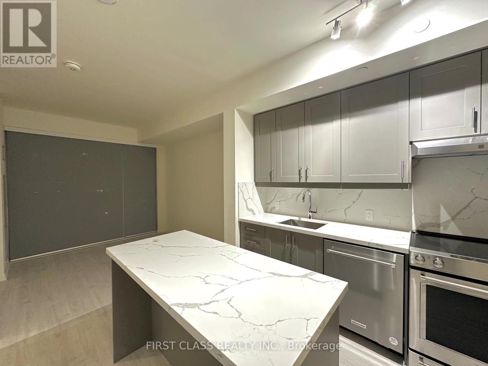 2420 - 9000 Jane Street, Vaughan, Ontario L4K 0M6 - Photo 8 - N12520280