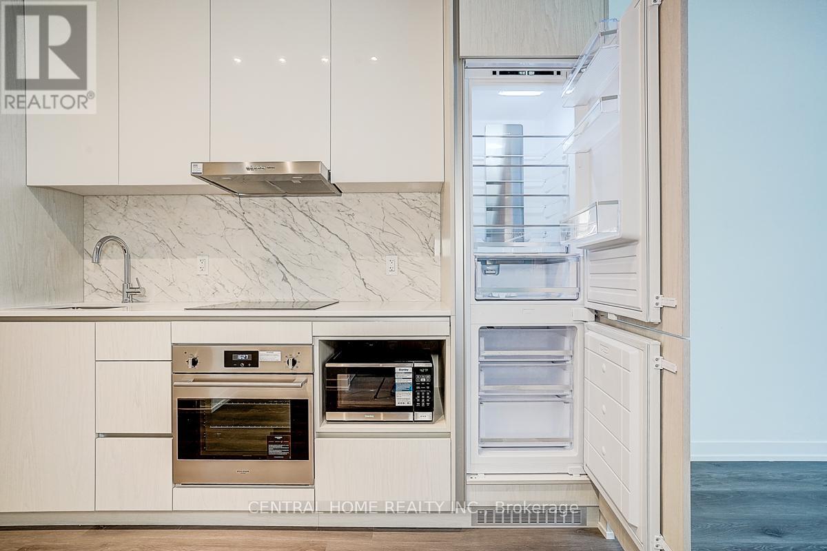 Ph106 - 28 Interchange Way, Vaughan, Ontario L4K 0P8 - Photo 13 - N12520294