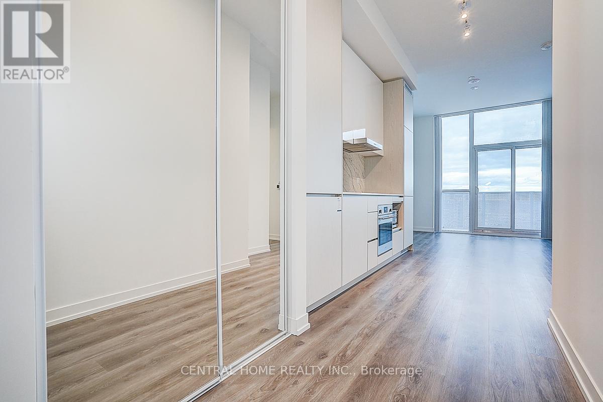 Ph106 - 28 Interchange Way, Vaughan, Ontario L4K 0P8 - Photo 5 - N12520294