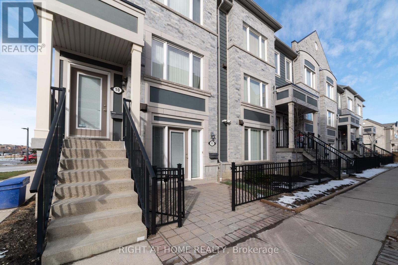 11 - 5035 OSCAR PETERSON BOULEVARD, Mississauga, Ontario