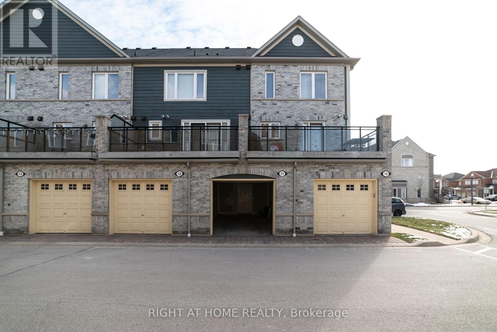 11 - 5035 Oscar Peterson Boulevard, Mississauga, Ontario L5M 0P4 - Photo 18 - W12520312