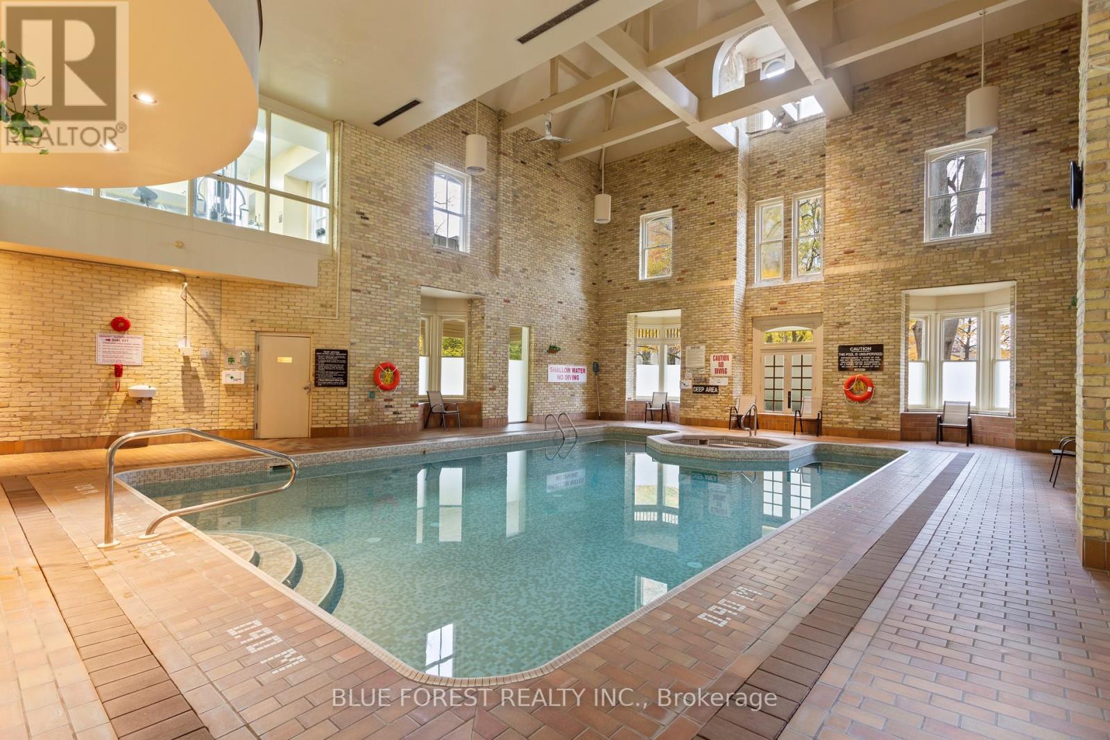 102 - 460 Wellington Street, London East, Ontario N6A 3P8 - Photo 31 - X12520364