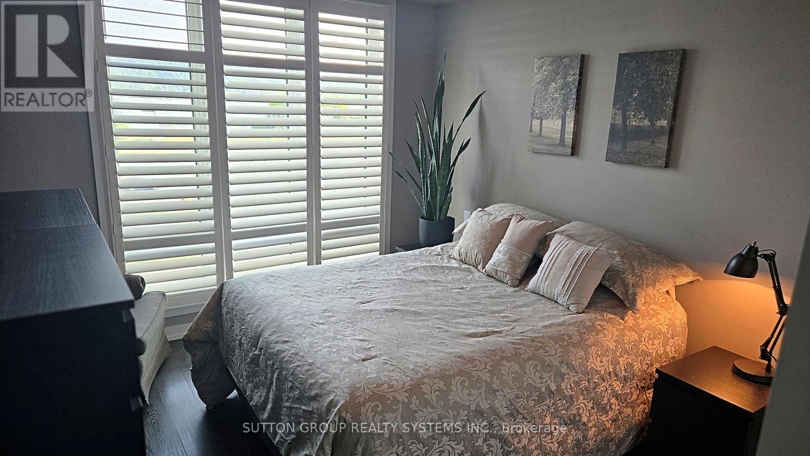 409 - 520 North Service Road, Grimsby, Ontario  L3M 0C9 - Photo 16 - X12520308