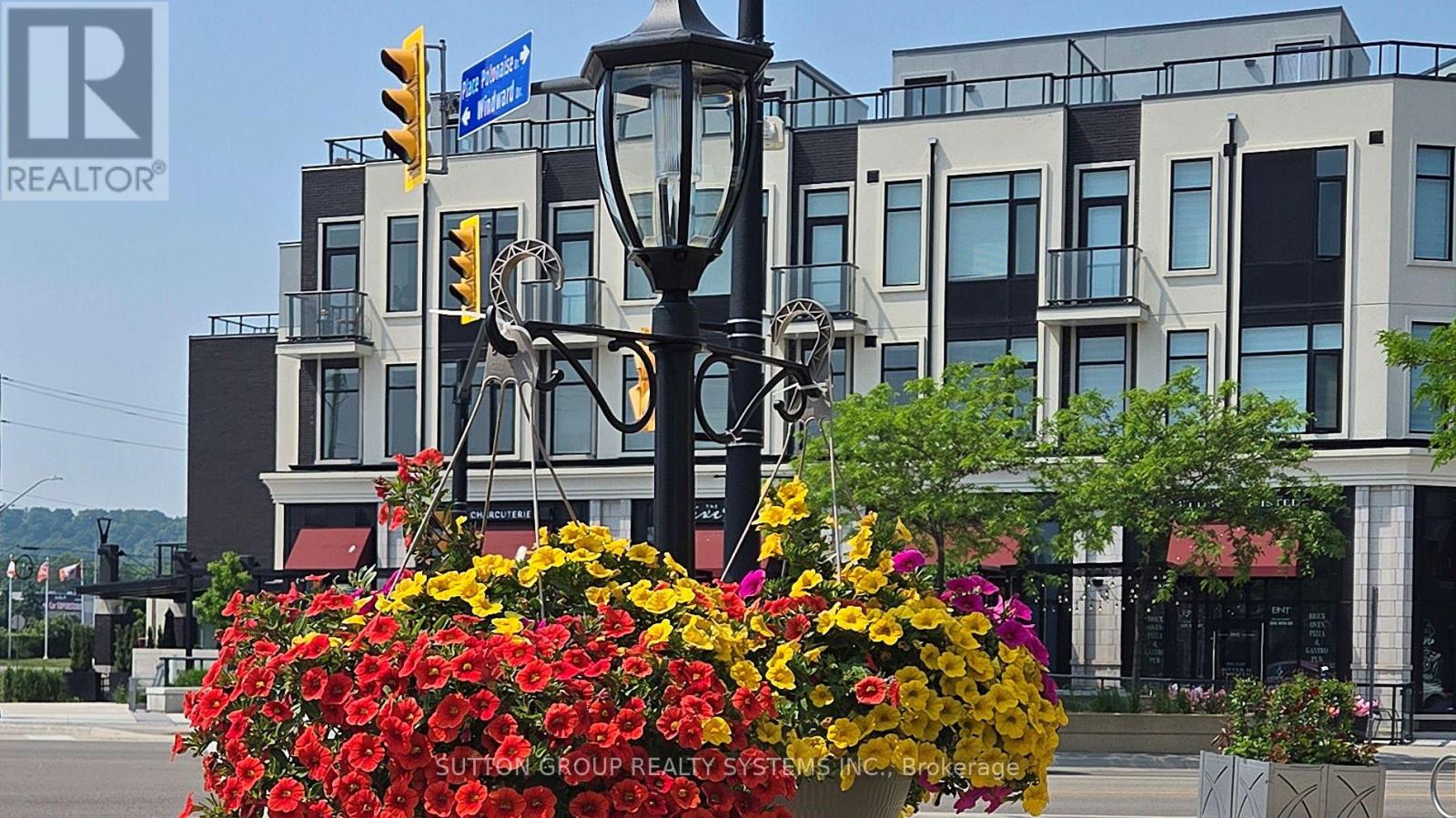 409 - 520 North Service Road, Grimsby, Ontario  L3M 0C9 - Photo 2 - X12520308