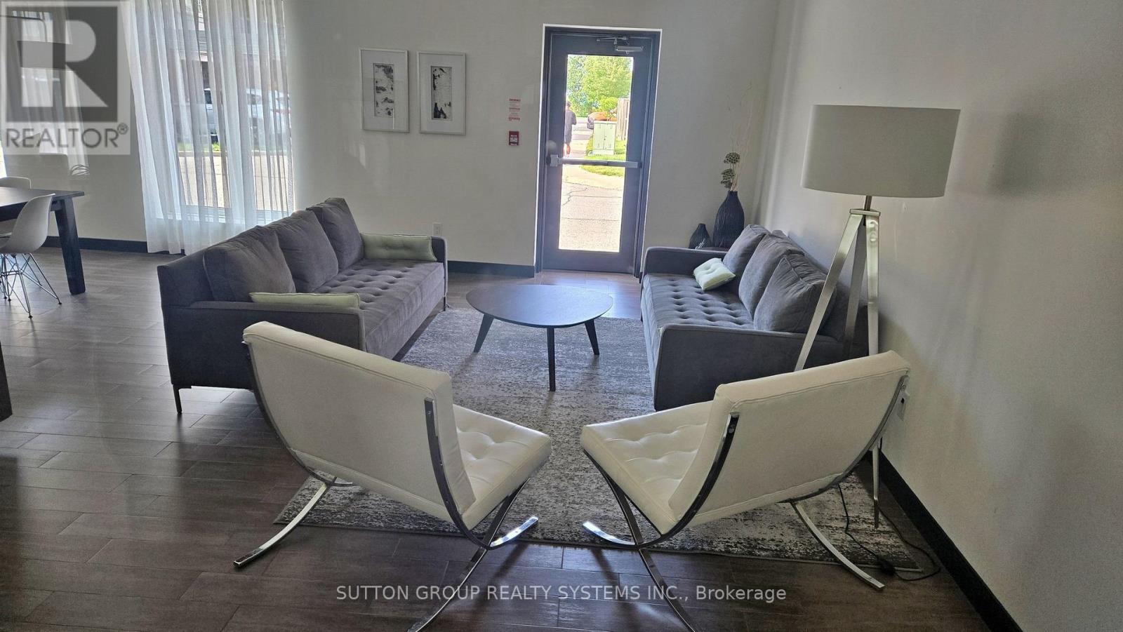 409 - 520 North Service Road, Grimsby, Ontario  L3M 0C9 - Photo 8 - X12520308