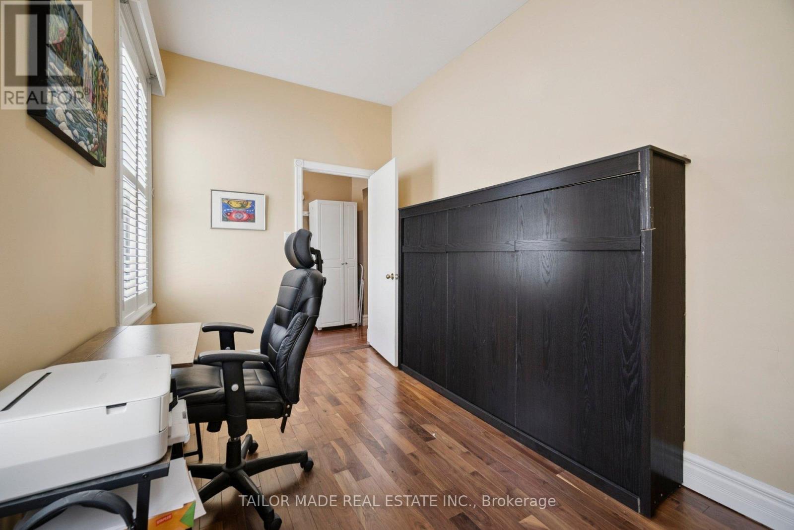 4 Leslie Street, London North, Ontario N6H 1H9 - Photo 21 - X12520316