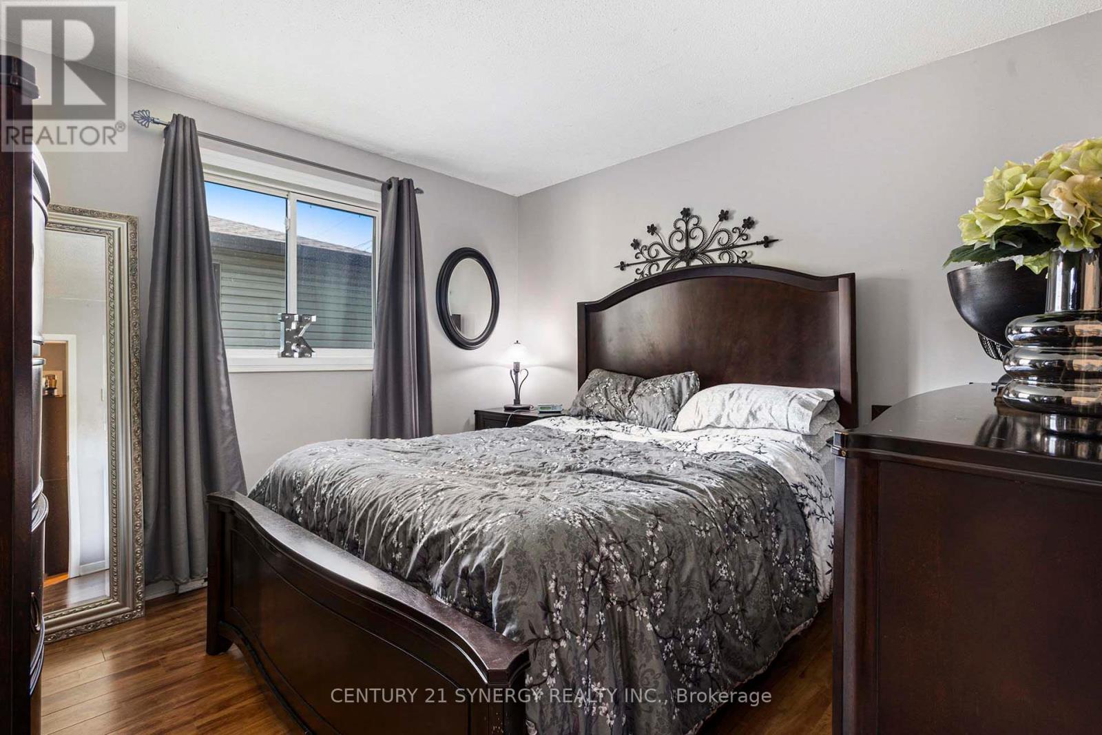 389 Thomas Street, Carleton Place, Ontario K7C 3Z3 - Photo 10 - X12520354