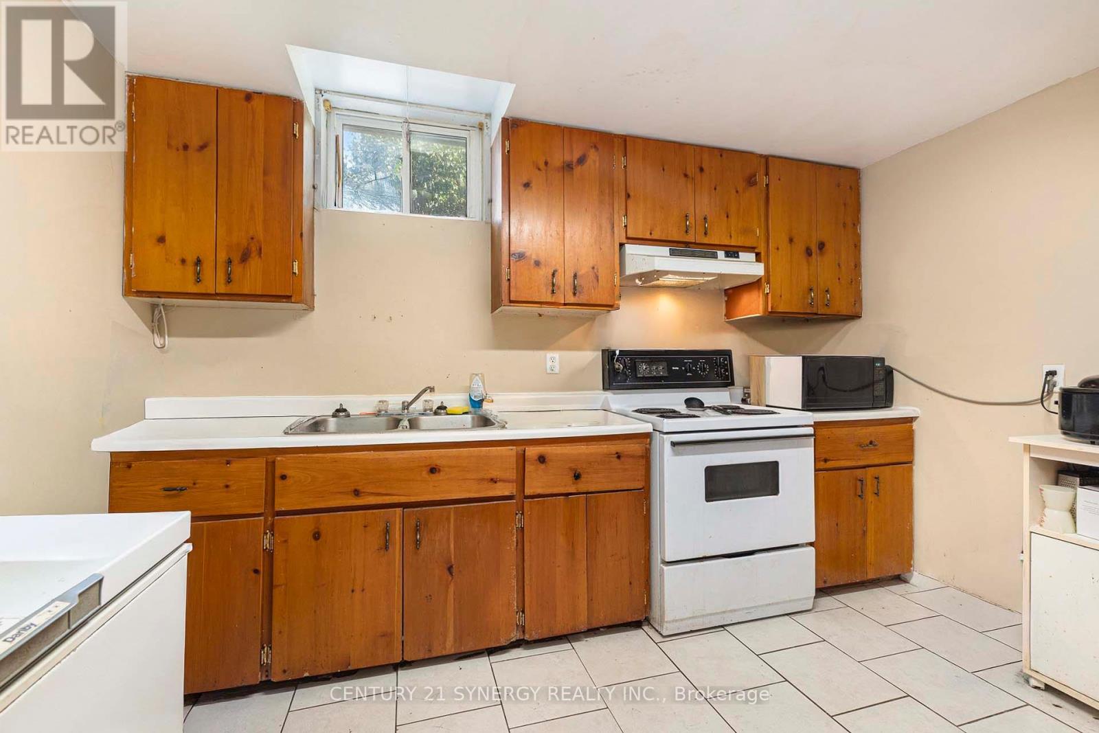 389 Thomas Street, Carleton Place, Ontario K7C 3Z3 - Photo 27 - X12520354