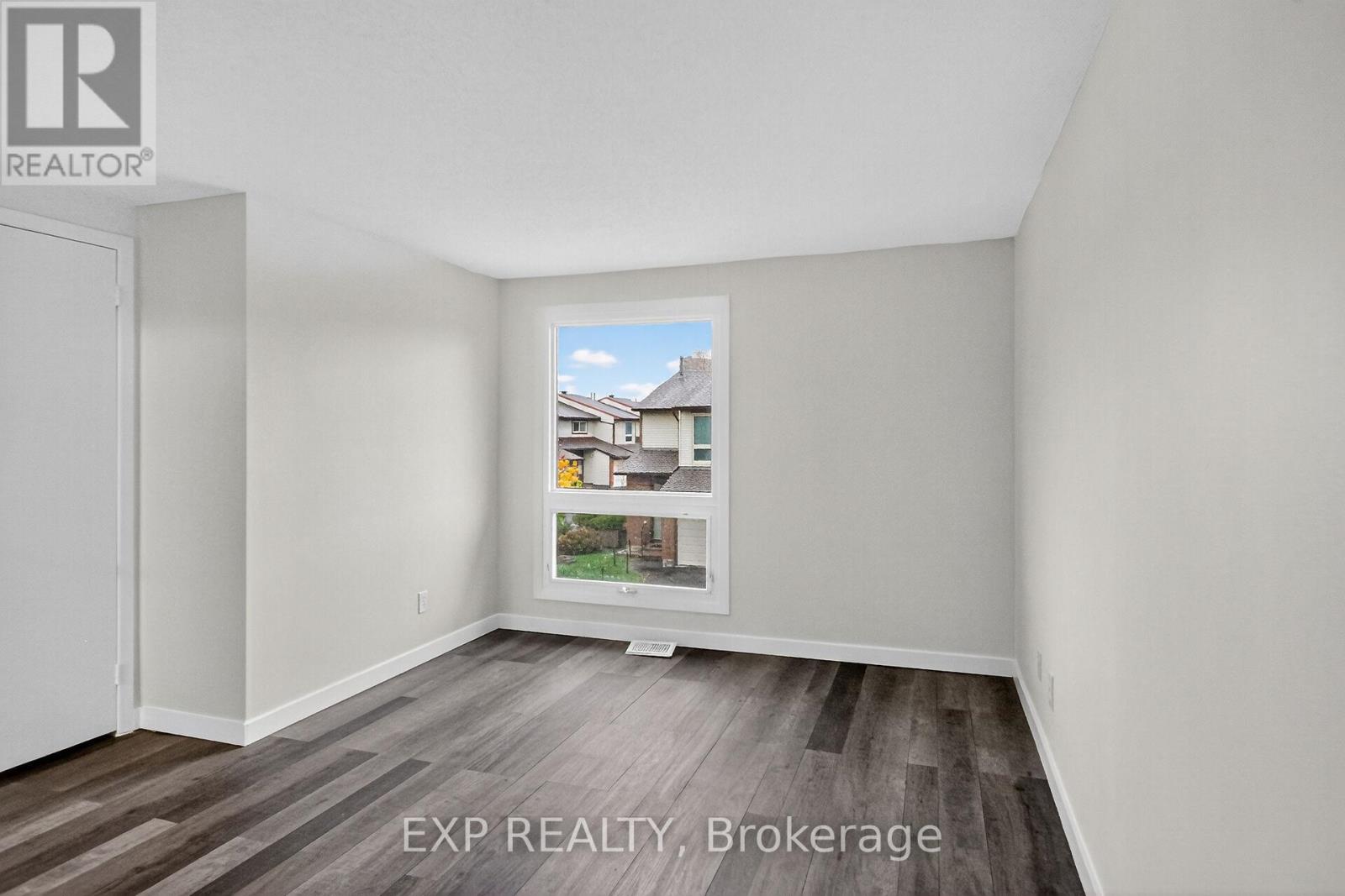 109 Theresa Private, Ottawa, Ontario  K1V 0E7 - Photo 19 - X12496904