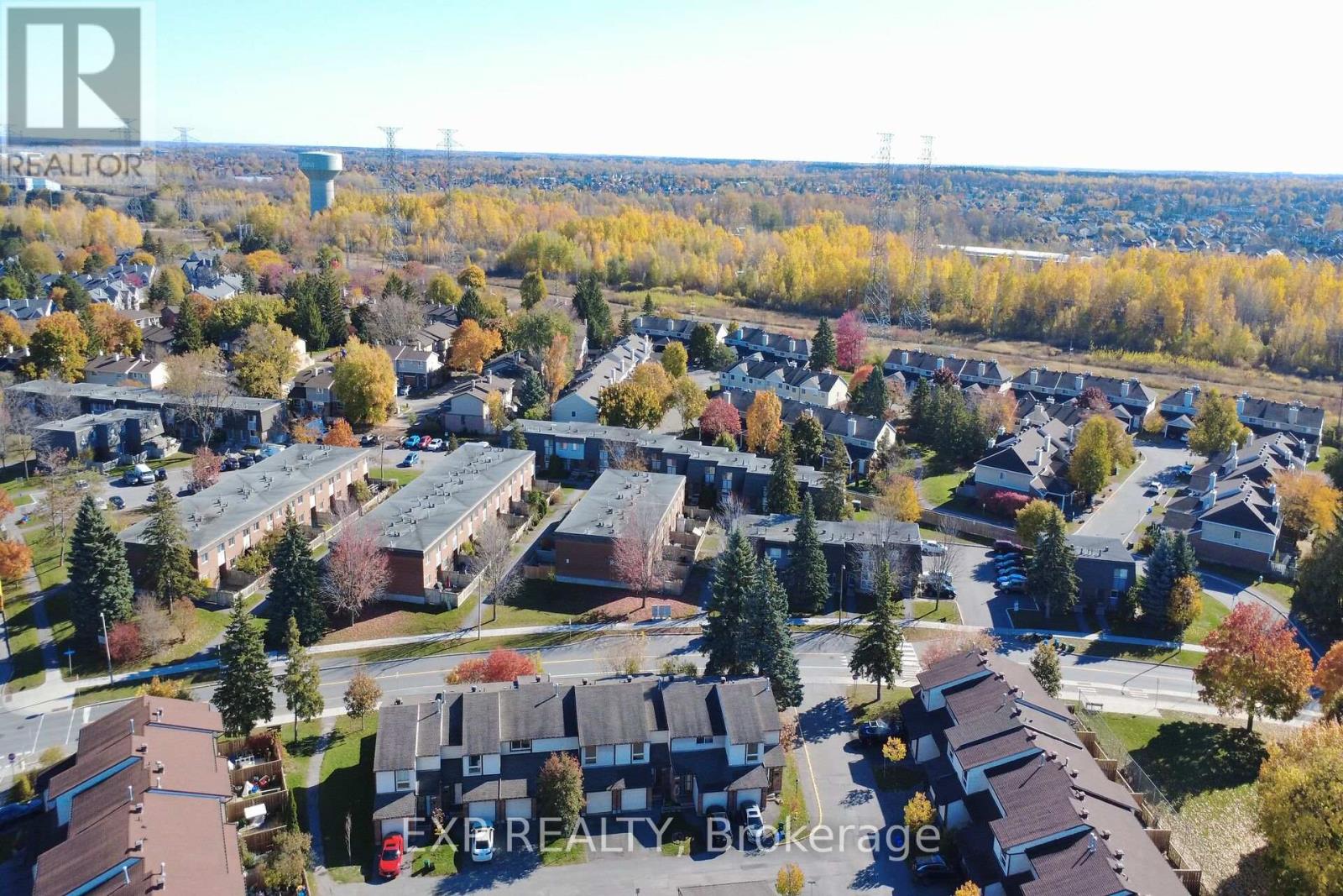 109 Theresa Private, Ottawa, Ontario  K1V 0E7 - Photo 36 - X12496904