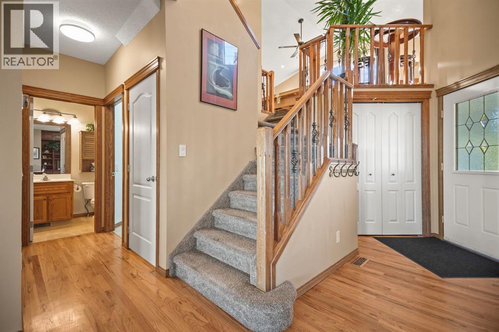 50 Sheep River Crescent, Okotoks, Alberta  T1S 1R3 - Photo 3 - A2268254