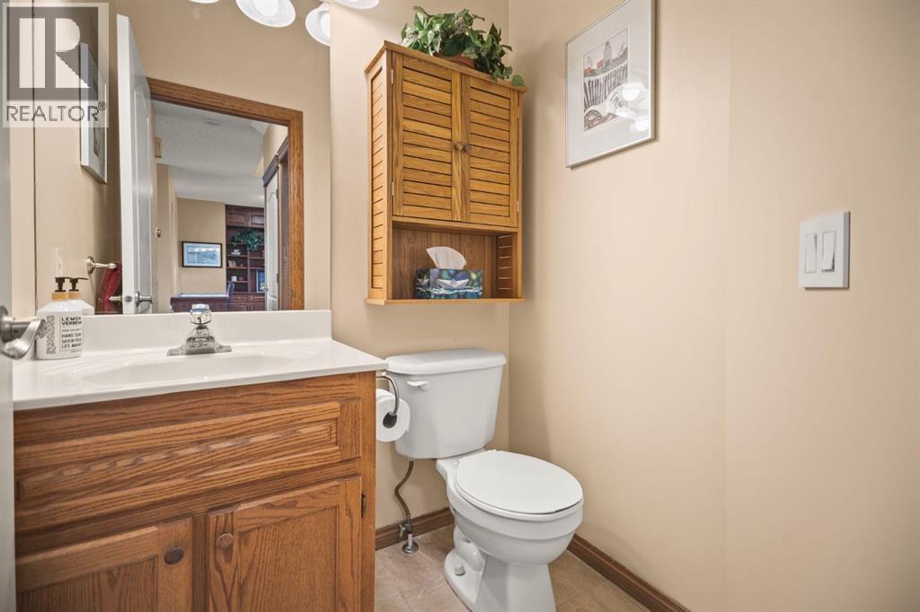 50 Sheep River Crescent, Okotoks, Alberta  T1S 1R3 - Photo 16 - A2268254