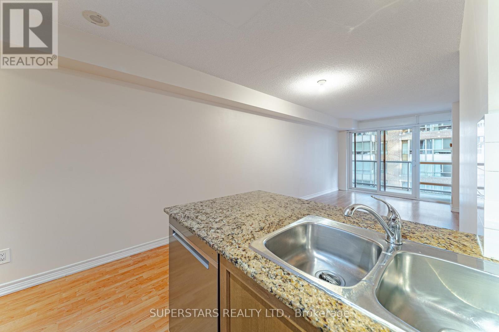 708 - 761 Bay Street, Toronto, Ontario  M5G 2R2 - Photo 12 - C12520350