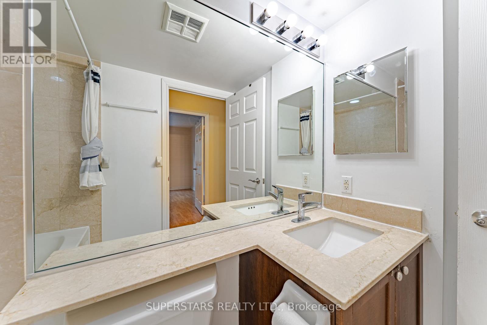 708 - 761 Bay Street, Toronto, Ontario  M5G 2R2 - Photo 18 - C12520350