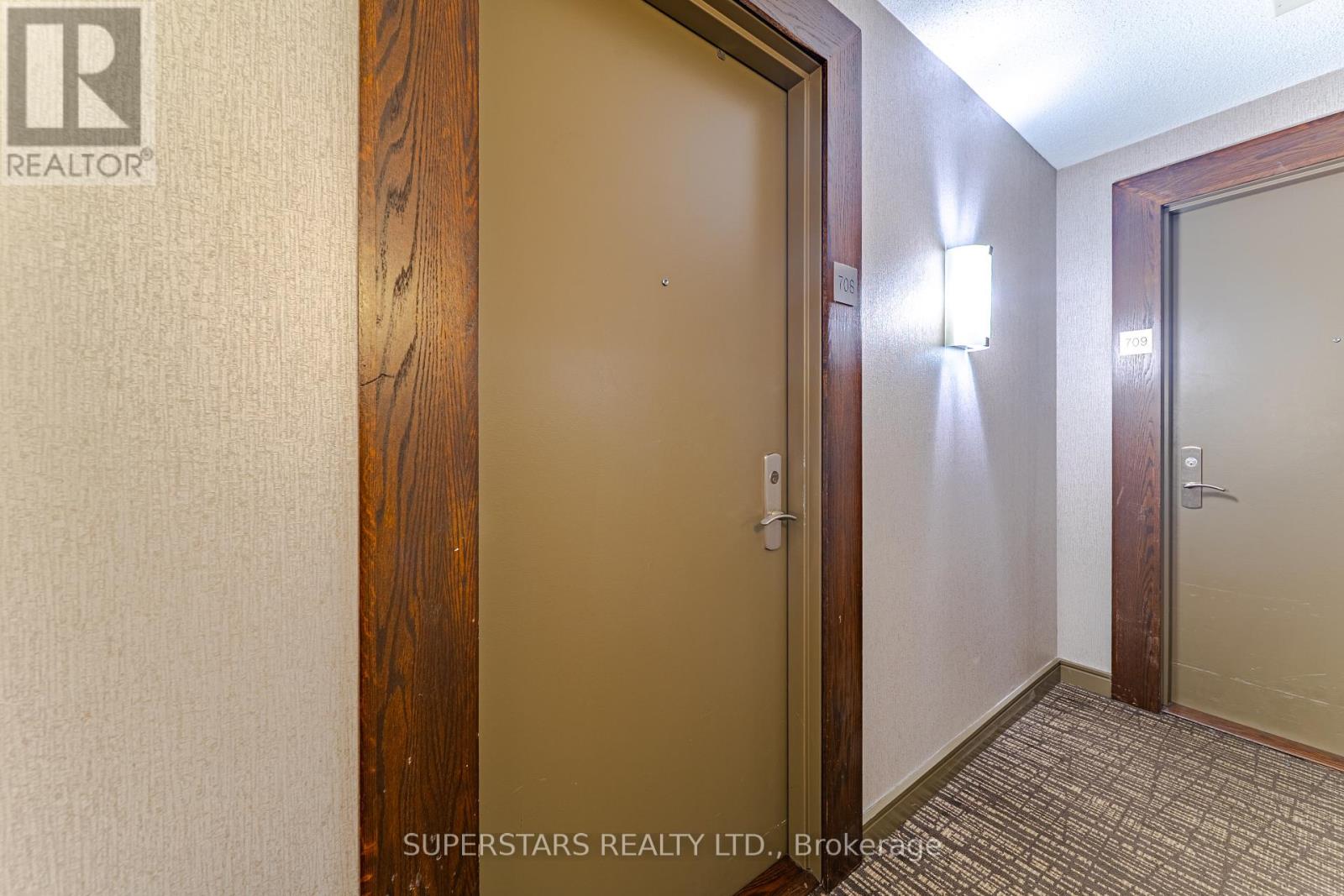 708 - 761 Bay Street, Toronto, Ontario  M5G 2R2 - Photo 6 - C12520350