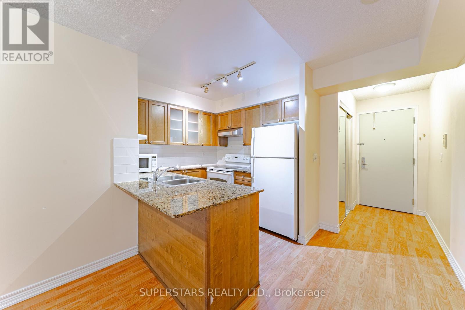 708 - 761 Bay Street, Toronto, Ontario  M5G 2R2 - Photo 9 - C12520350