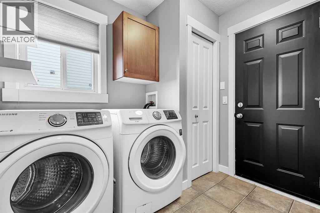 276 Oakmere Close, Chestermere, Alberta  T1X 1L2 - Photo 18 - A2266971