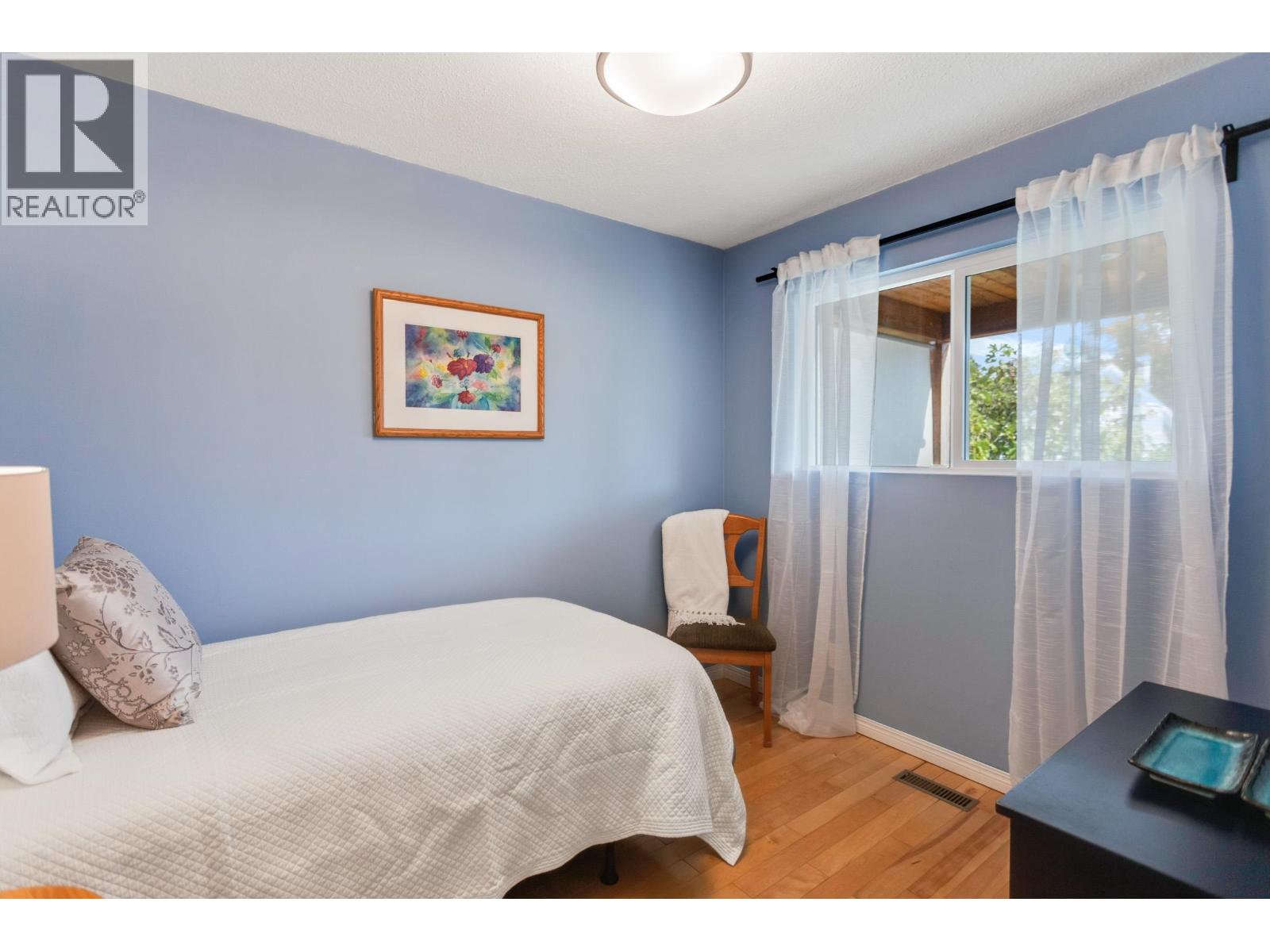 11300 Galleon Court, Richmond, British Columbia  V7E 4L3 - Photo 13 - R3064394