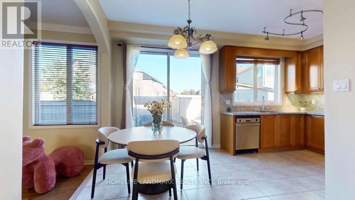 152 America Avenue, Vaughan, Ontario L6A 3E8 - Photo 2 - N12520344