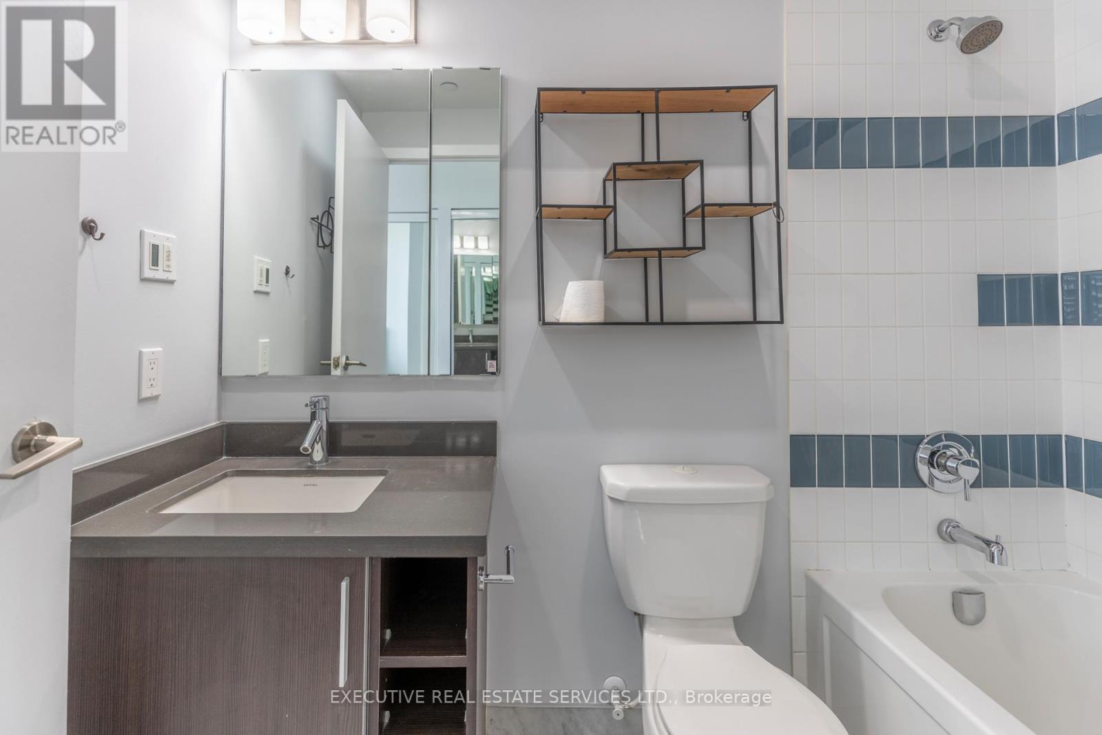 Lph07 - 2200 Lakeshore Boulevard W, Toronto, Ontario M8V 1A4 - Photo 27 - W12520360