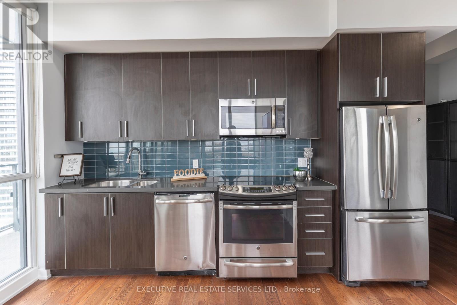 Lph07 - 2200 Lakeshore Boulevard W, Toronto, Ontario M8V 1A4 - Photo 33 - W12520360